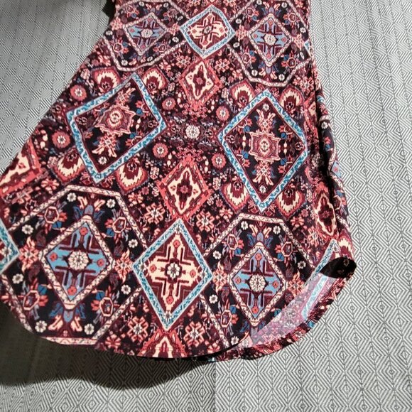 No Boundaries Maroon Multicolored Aztec Design Midi Form Fitting Dress Size Larg - Picture 5 of 8